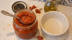 Σάλτσα ντομάτας φούρνου σε βαζάκια – πλούσια βάση για ζυμαρικά και πίτσα