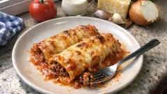 Κανελόνια με κιμά και κρέμα γάλακτος: ζουμερά, χρυσορόδινα και πάντα πετυχημένα