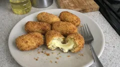 Πατατοκροκέτες στο Air Fryer: τραγανές απέξω, με λιωμένο τυρί στο κέντρο