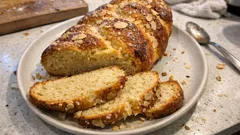 Τσουρέκι χωρίς γλουτένη με μαστίχα & μαχλέπι – πλούσιο άρωμα και ψίχα που κόβεται καθαρά