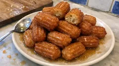 Σπιτικά τουλουμπάκια τραγανά απ’ έξω και αφράτα μέσα — με σωστό σιρόπιασμα