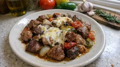 Γκιούλμπασι στον φούρνο: το πλούσιο κυριακάτικο φαγητό που λιώνει στη λαδόκολλα