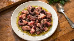 Χταπόδι ξυδάτο όπως το θέλουμε: τρυφερό, αρωματικό και εύκολο