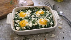 Σπανάκι με αυγά στον φούρνο: χορταστικό, αρωματικό και έτοιμο σε 30′