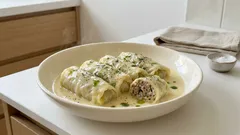 Λαχανοντολμάδες με αυγολέμονο: τρυφεροί, ζουμεροί και δεν ανοίγουν