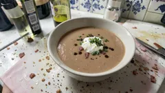Σούπα κάστανο βελουτέ με μπέικον — κρεμώδης και ζεστή για τις κρύες μέρες