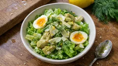 Παραδοσιακή σαλάτα με λάδι άνηθου: δροσερή, αρωματική και ιδανική για τραπέζι