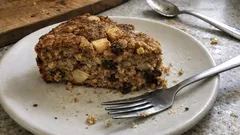 Μηλόπιτα χωρίς ζάχαρη και αλεύρι: αφράτη, ζουμερή και πολύ εύκολη